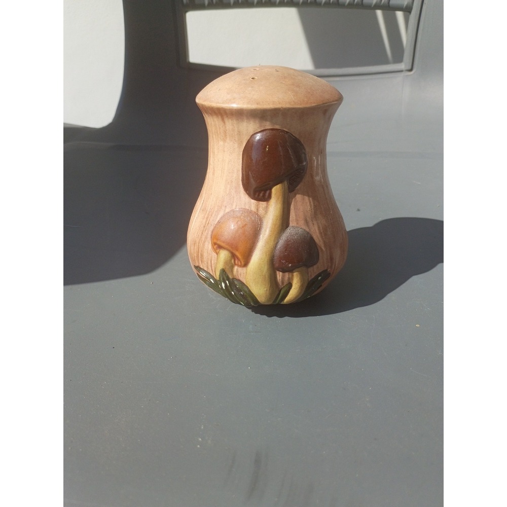Arnels Mushroom Pepper Shaker Only Ceramic 1970 Mid Century Modern 5"